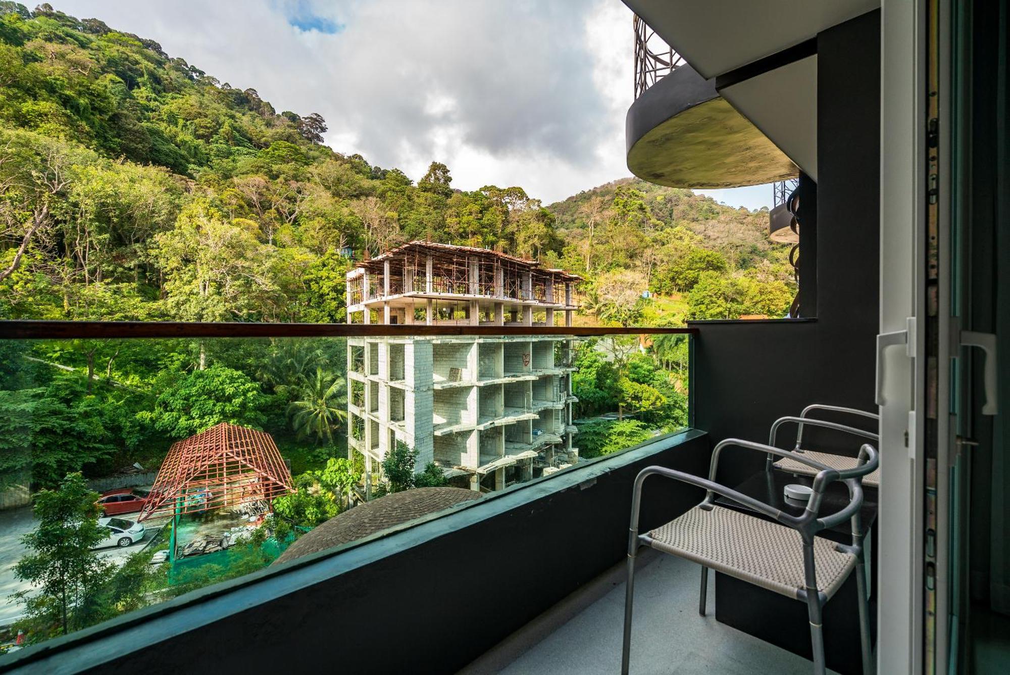 Emerald Terrace Apartments By Lofty Patong Kültér fotó